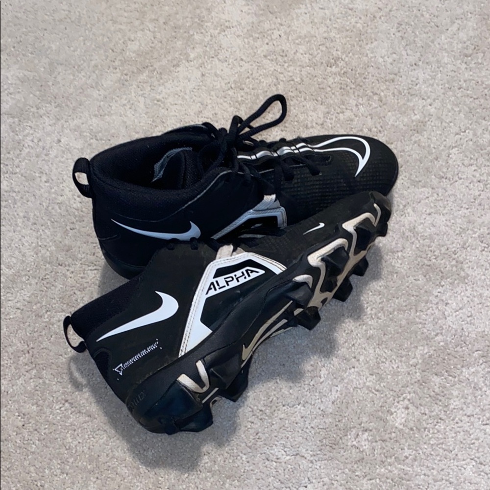 Nike Alpha Black and White Football Cleats - Picture 3 of 5